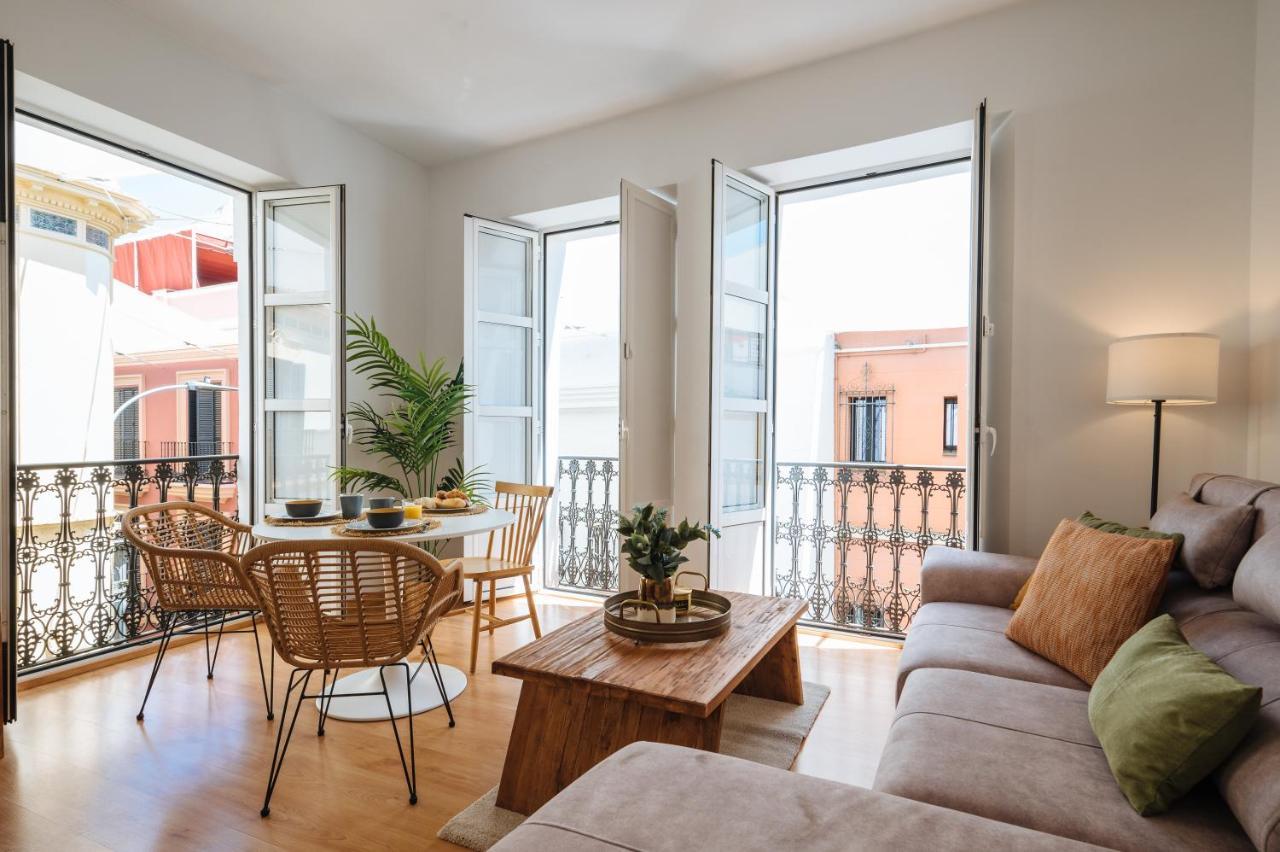 Hostly Rivero 2A Center Loft-Fibre-Communal Terrace-Parking Optional-Cless Sevilla Dış mekan fotoğraf