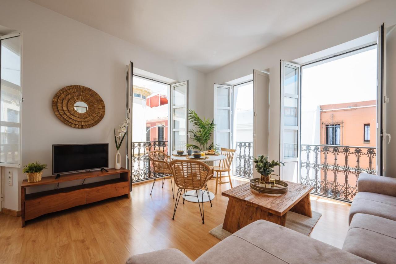 Hostly Rivero 2A Center Loft-Fibre-Communal Terrace-Parking Optional-Cless Sevilla Dış mekan fotoğraf